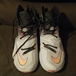 Lebron 12s great condition